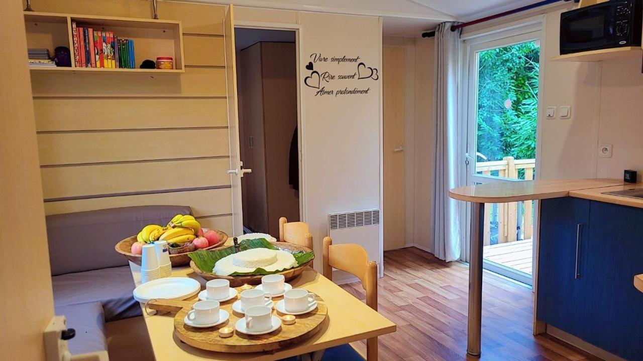 Camping Marvilla Parks -Parc Des Roches 91530 Saint-Cheron Экстерьер фото